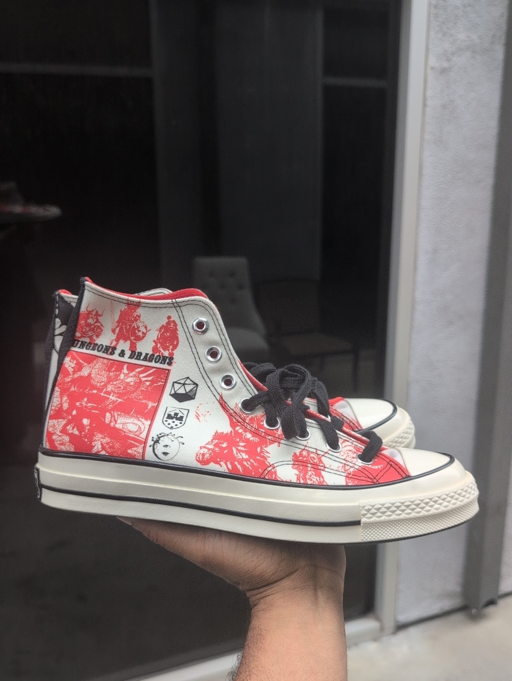Men's Dungeons & Dragons x Converse Chuck Taylor All Star High 'Egret Red Size 8